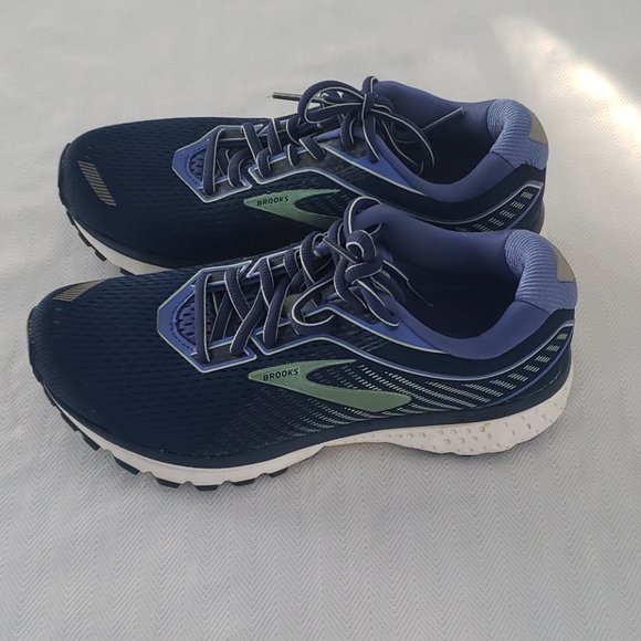 Brooks Ghost 12 blue road running shoes - Picture 2 of 10